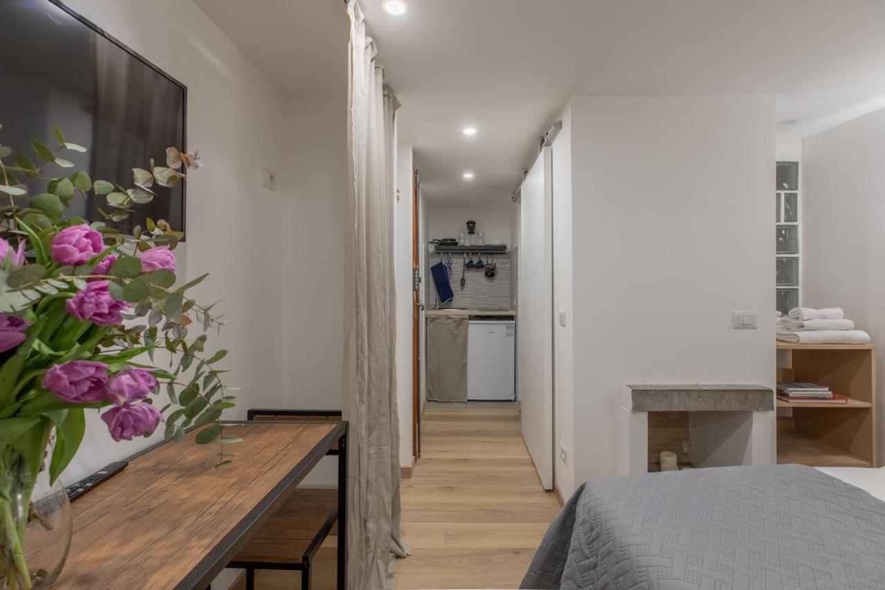 דירות רומא Iflat Small Studio In The Heart Of Trastevere מראה חיצוני תמונה